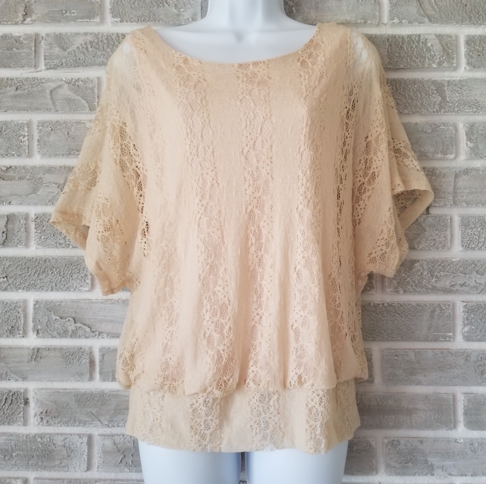 Lacey Blouse NWT